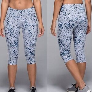 Lululemon Pedal Pace Star Crushed Silver Fox Crop Leggings Size 8